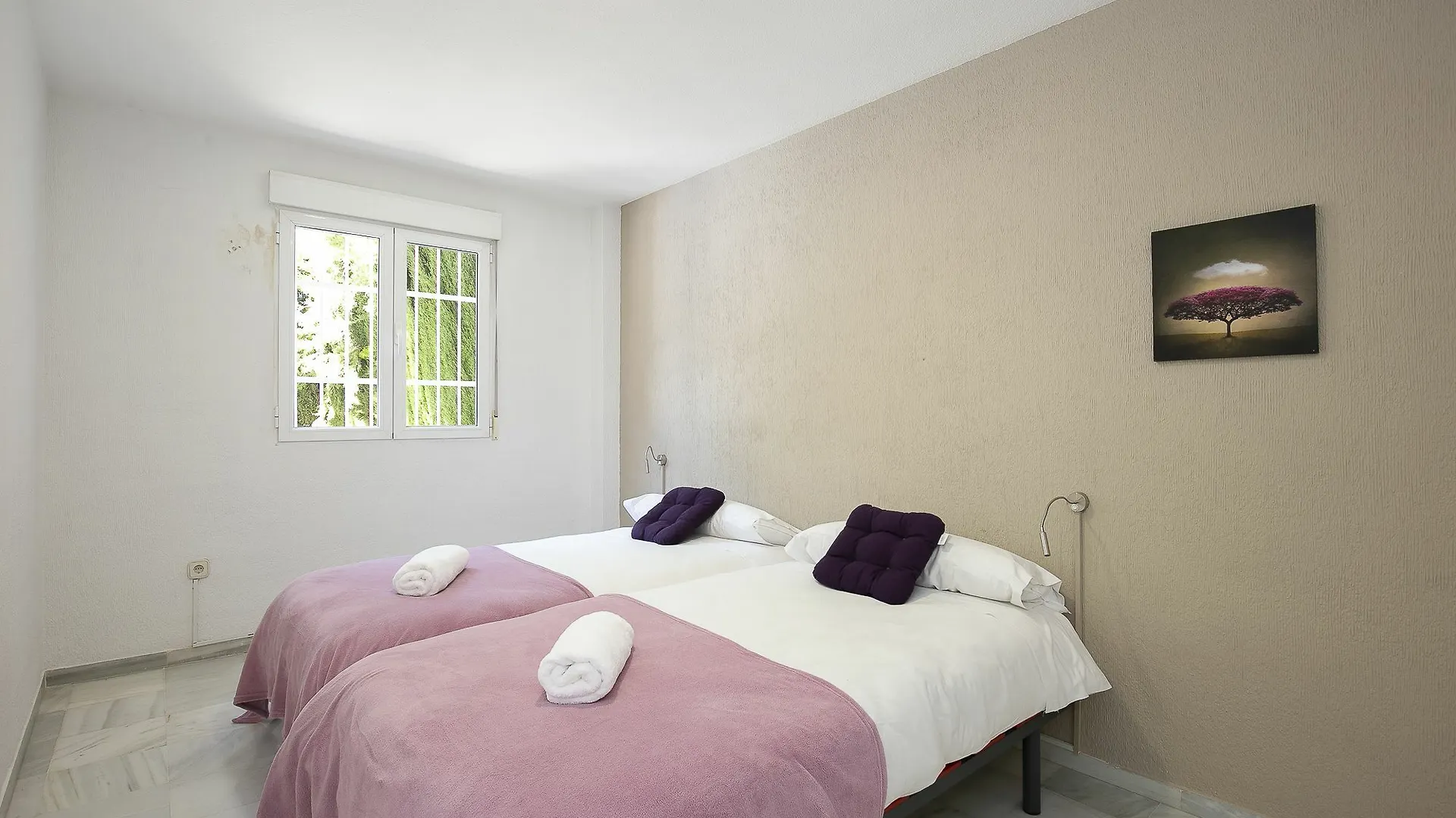 Serrallo Hills Villa Granada